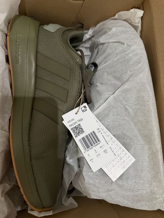 Маратонки ADIDAS  NEW