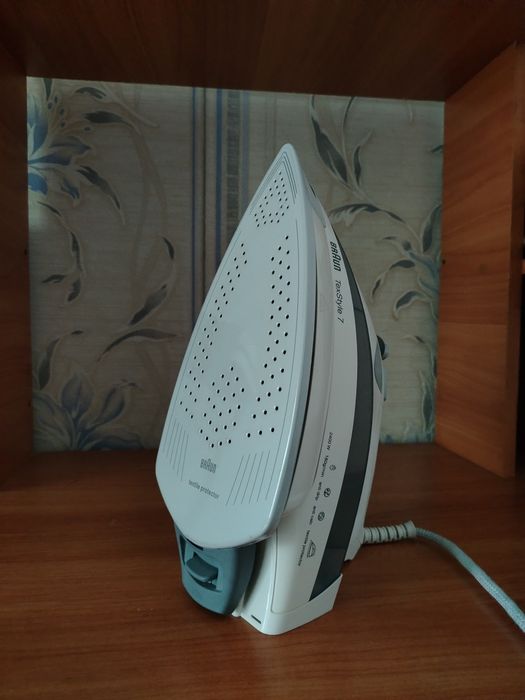 Утюг Braun Texstyle 7