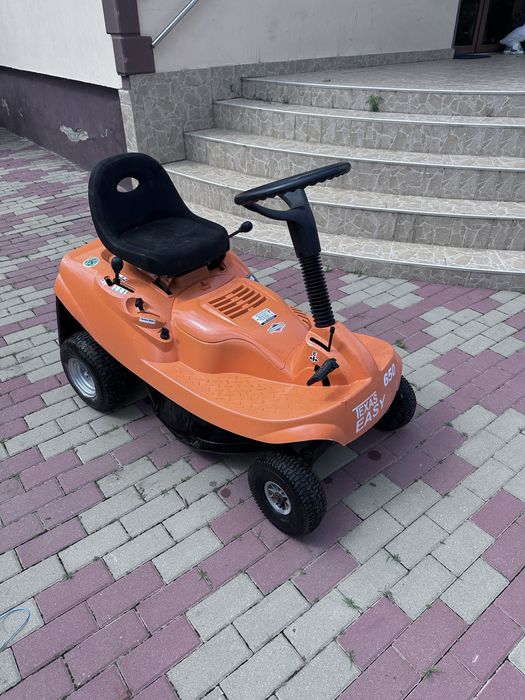 Tractoras de tuns gazon