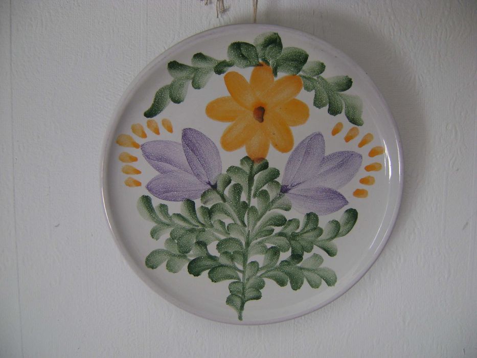 Порцеланови и керамични чинии