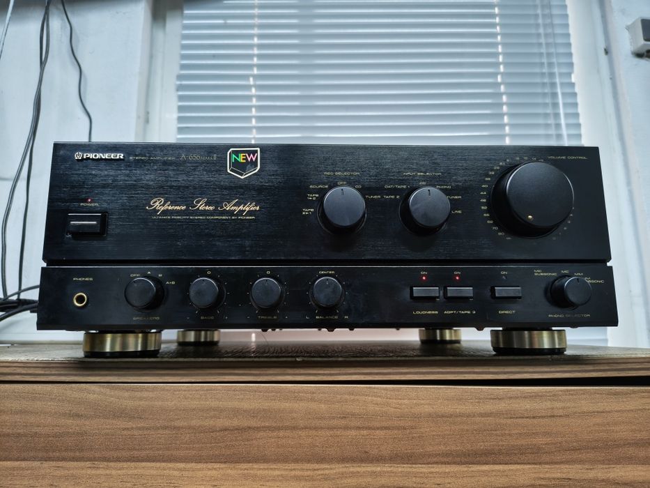 Усилвател PIONEER A-656 Mark II