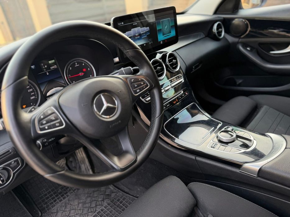 Mercedes C class-stare impecabila !