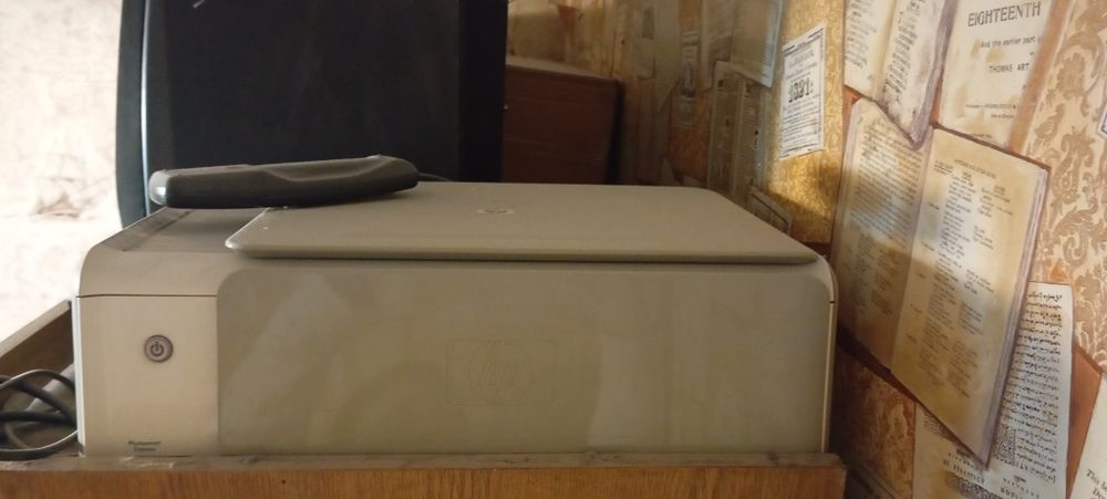 Принтер-ксерокс HP