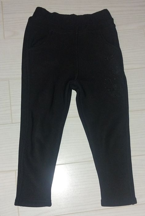 Trening complet + hăinuțe + ghetuțe pentr copii vârsta 5-6 ani