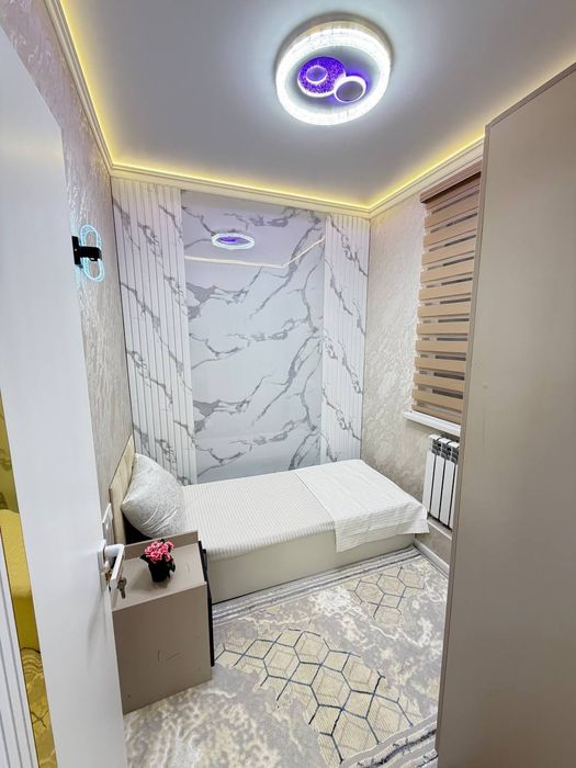 Продаётся Чиланзар 12 3в4 2 этаж.