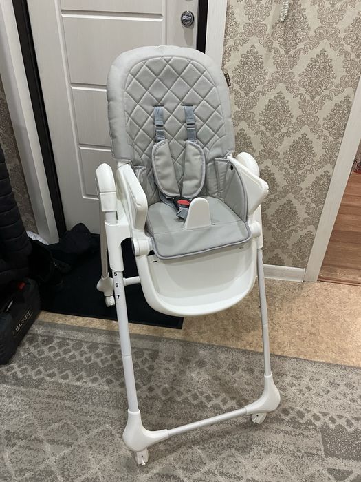 Стульчик для кормления детский