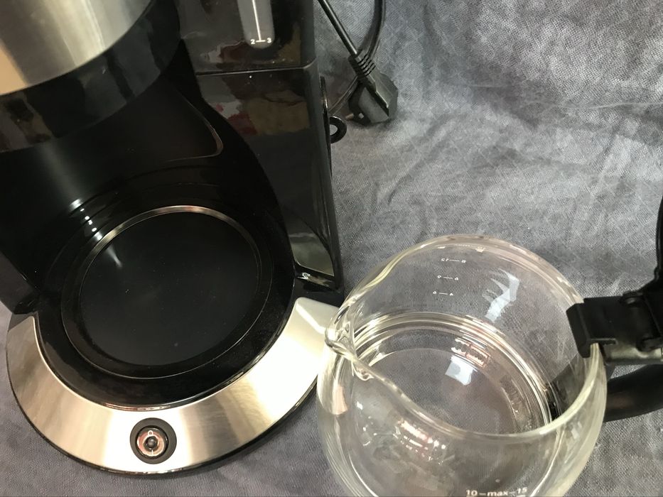 Кафе машина Russell Hobbs