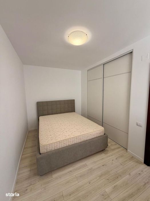 Apartament CENTRAL, living open space, dormitor, zona 7 strazi