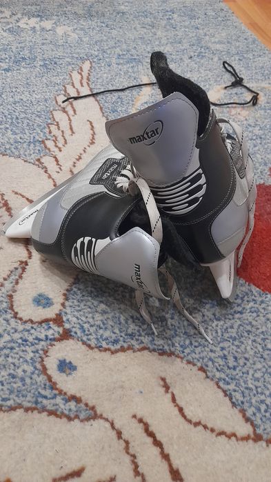 Patine hochei mărimea 40