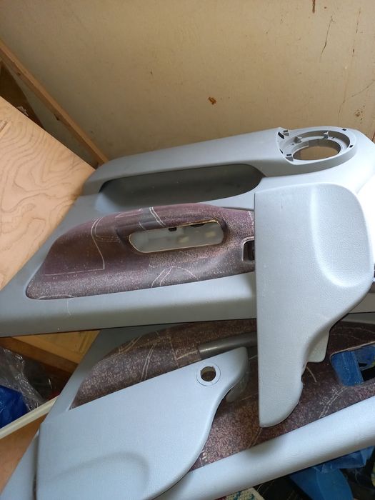 ИЗГОДНО: комплект седалки Рено Сценик