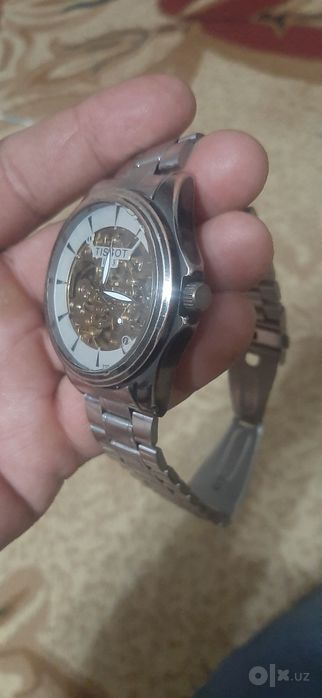 Срочно продам часы Tissot механика в нормальном состоянии
