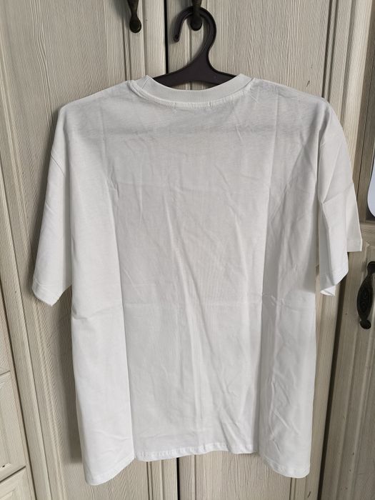 Продам футболки новые