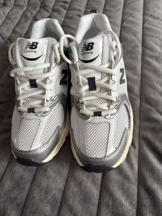 Продам Кроссовки New Balance 530