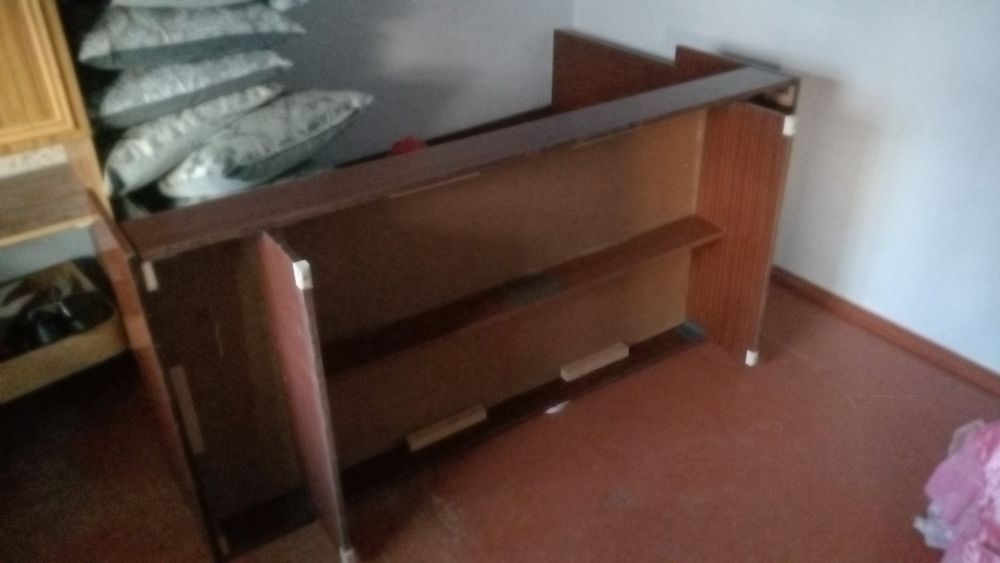 Одна спалный кровать