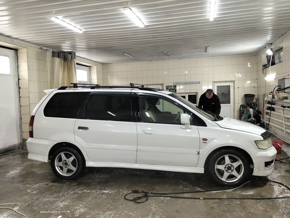 Продам Митсубиси шариот