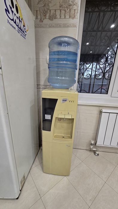 Диспенсер фирмы Nikai