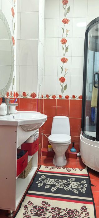 Продаётся 3 комнатная квартира