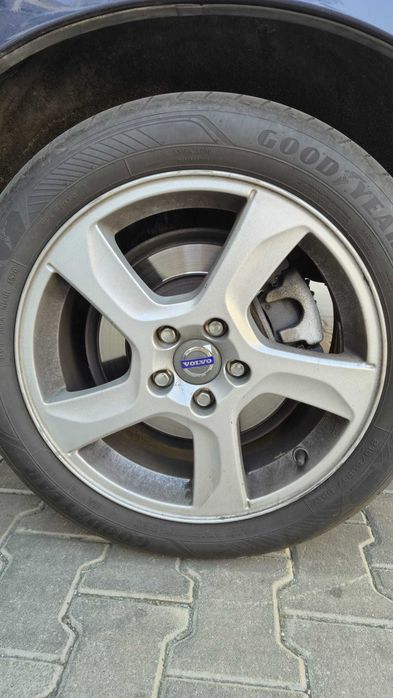 VOLVO S60 2010 — imagine 5