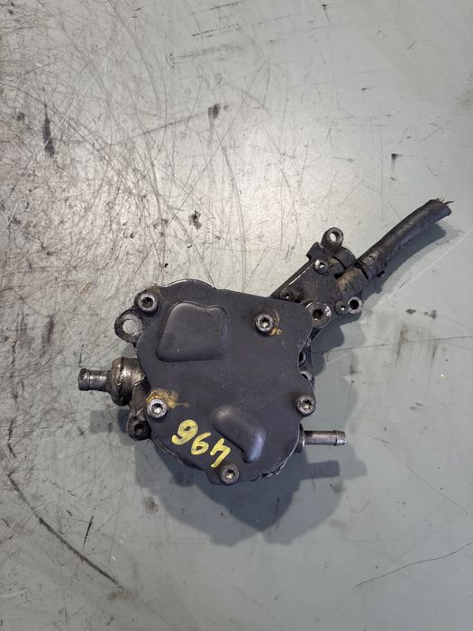 Pompa vacuum Audi A4 2002 1.9 TDI MT (100 hp)