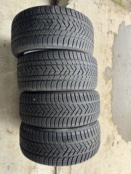 Pirelli sotto zero 3  285 35 r20/255 40 r20
