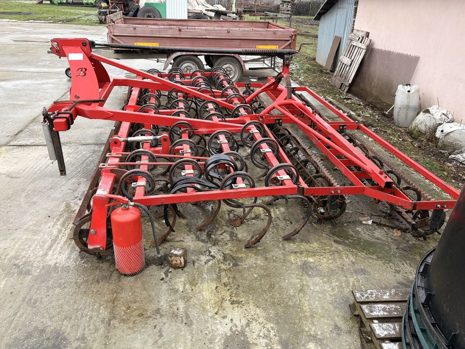 Vand tractor Steyr Kompact 4105 si combinator