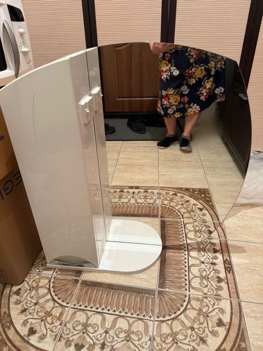 Продается ванный гарнитур в отличном сомтояния