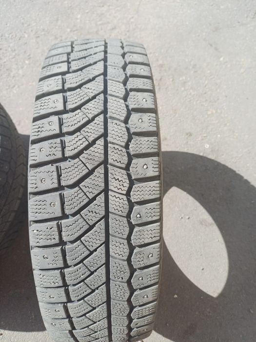 Продам зимние шипованные колеса