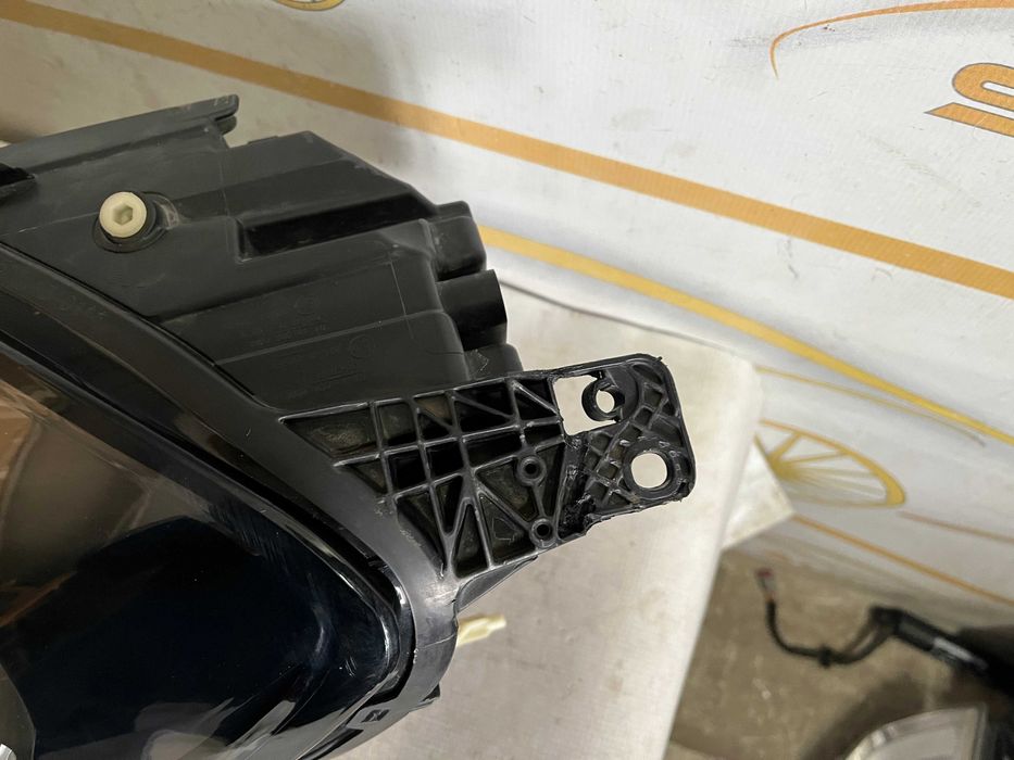 Far stanga halogen led Ford Puma dupa 2019 cod L1TB-13E015-EH
