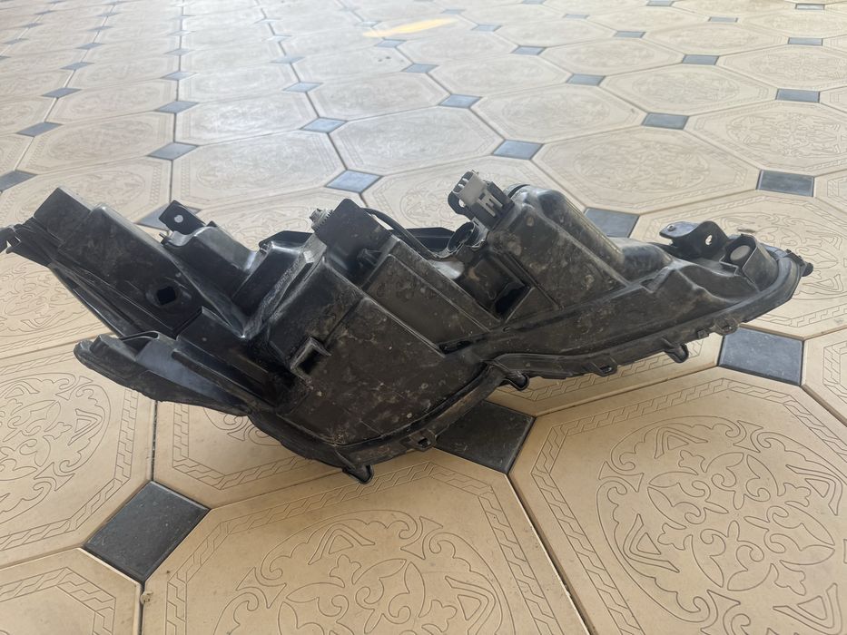 Фара на камри 70/75 американец