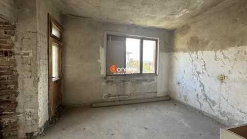 Продава се Етаж от къща в Баня - 100 кв.м за 408 €/кв.м - Снимка #5