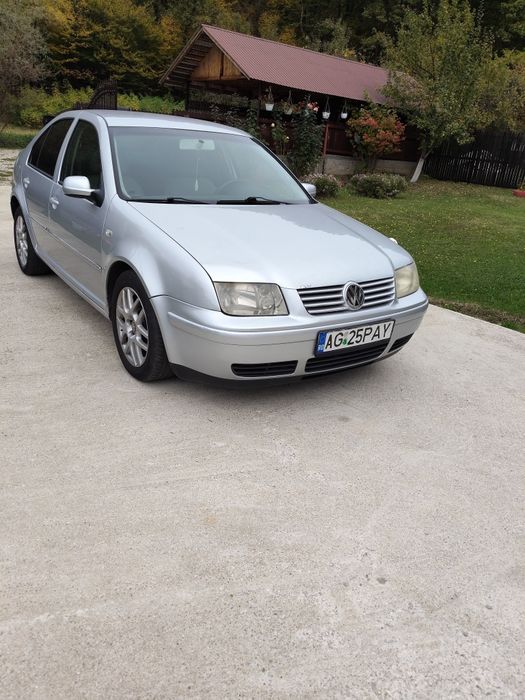 Vând vw bora 1.6 mpi