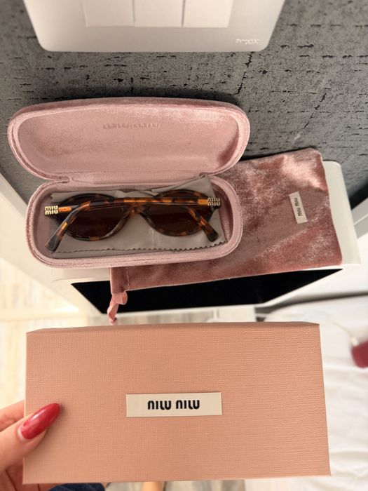 Miu miu слънчеви очила
