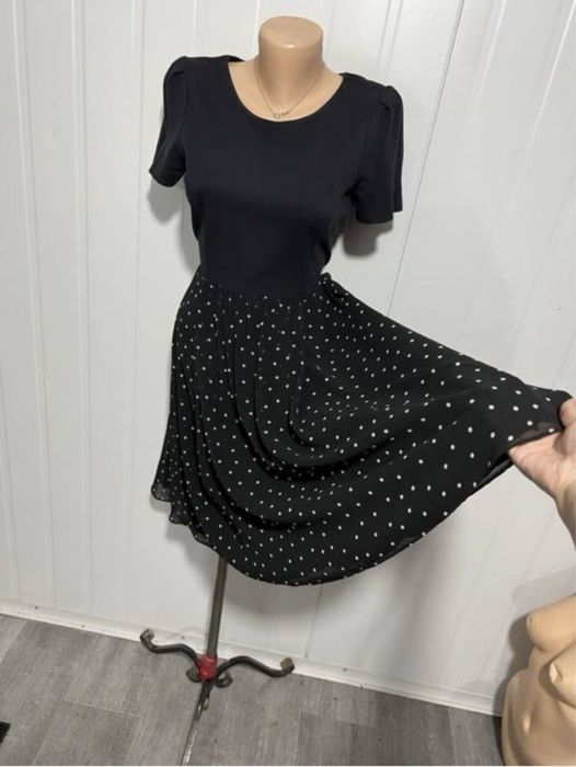 Платье Zara / производство марокко