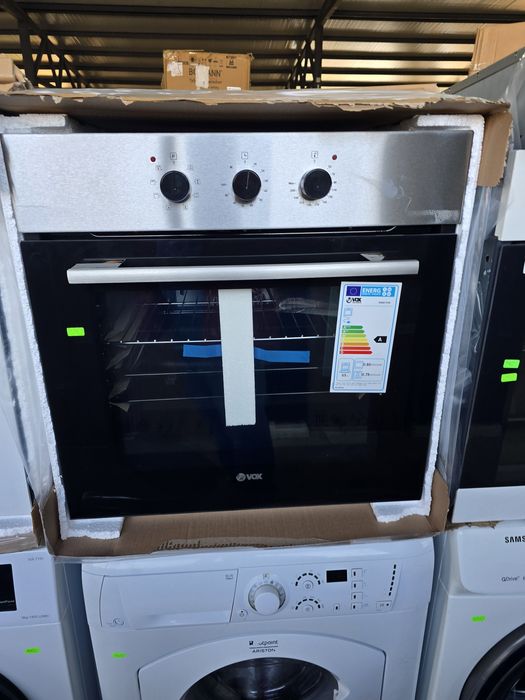 Нова фурна за вграждане VOX EBM2110B