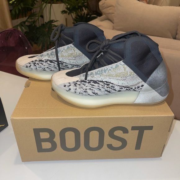 Pantofi Sport Yeezy QNTM Quantum Sea Teal- 100% originali