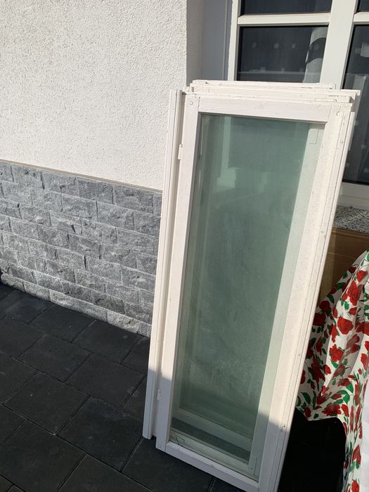 Vand geamuri din lemn