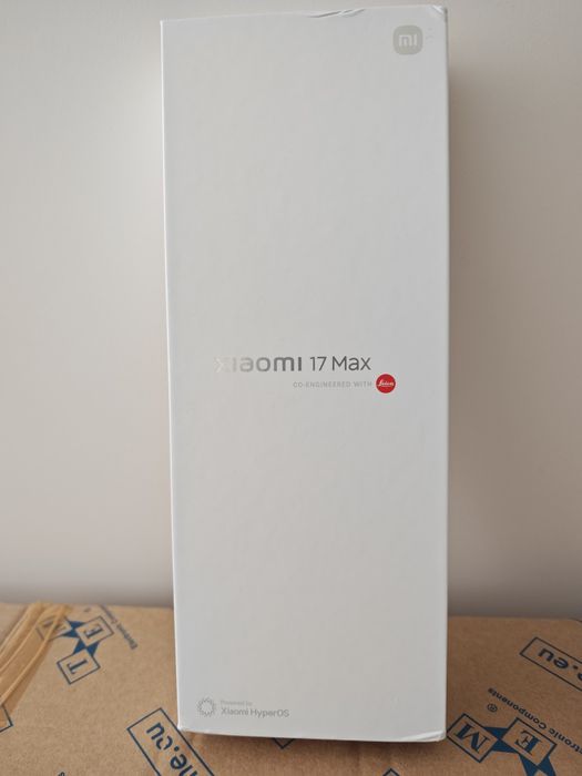 Чисто нов черeн Xiaomi MAX 12/512GB c  8000mAh battery,BG keyboard