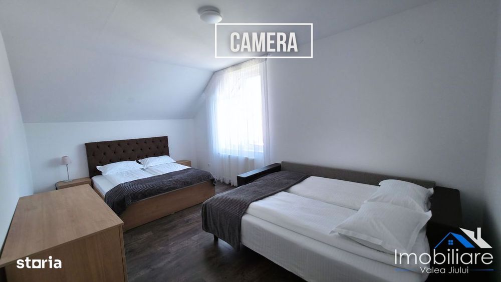 Casă spațioasă de vânzare – Hațeg | Zonă centrală | Teren 1.400 mp
