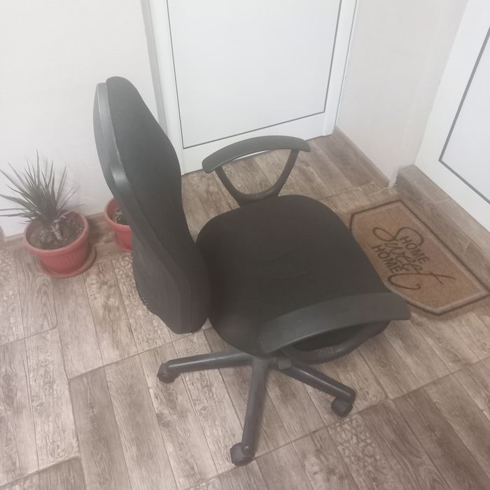 Офис стол като нов