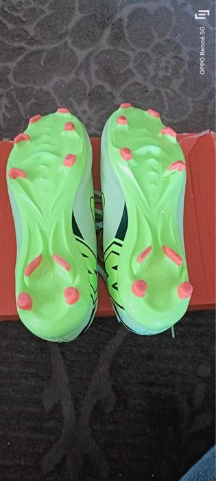 Vand ghete de fotbal Nike mercurial