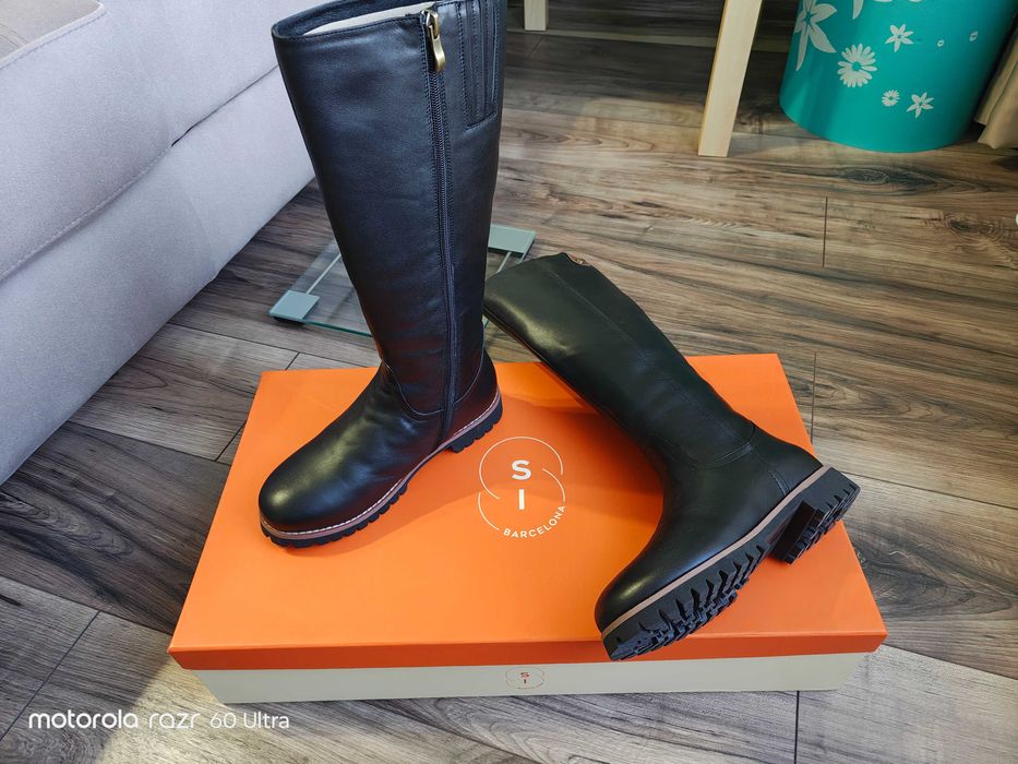 Дамски зимни ботуши Sí Barcelona