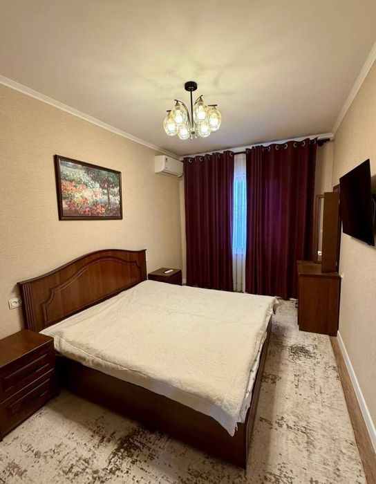 Срочно Продаётся СБарака 2/8/9 с мебелью техникой ремонт хороший !