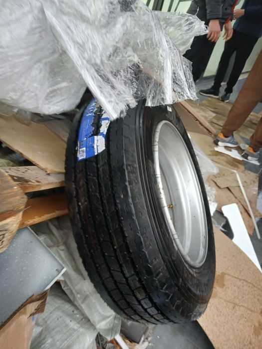 Shina sotiladi paravoz trellerniki