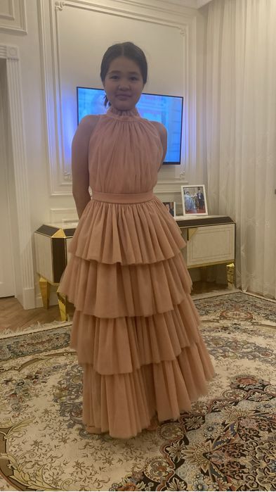 Платье вечерние