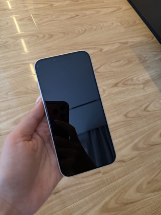 Iphone 14 256gb в идеальном состоянии