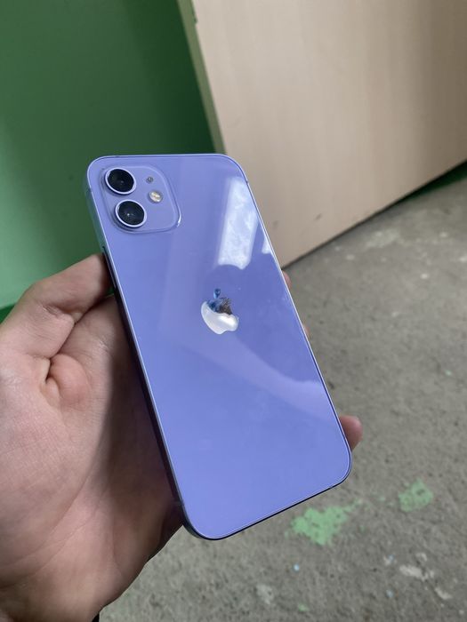 Продам айфон 12 apple 12