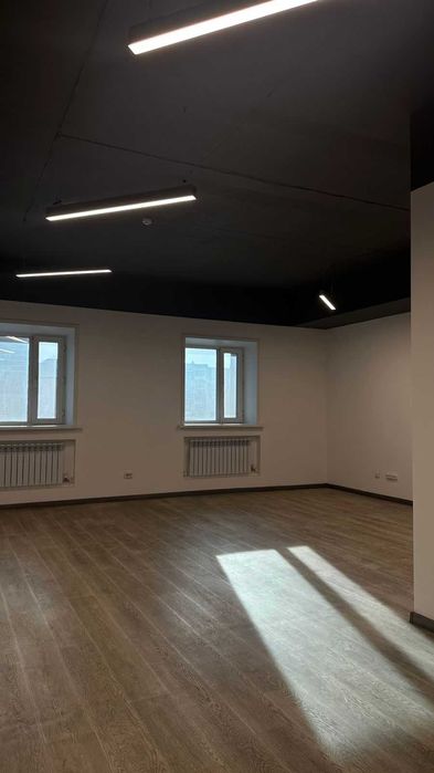 Офисы в современном бизнес-центре