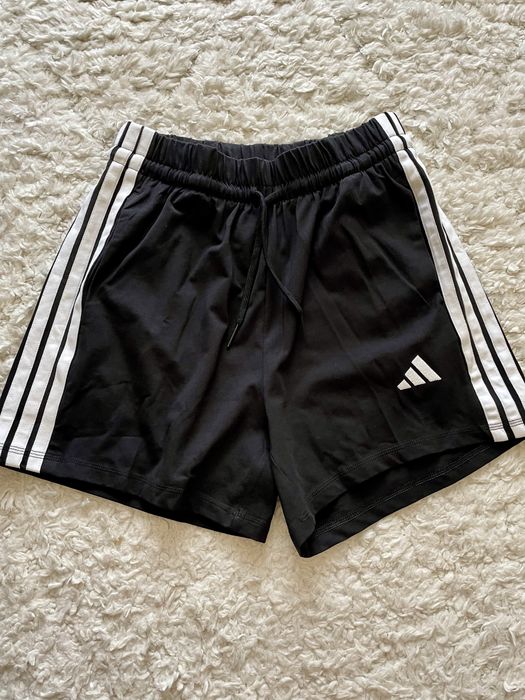 Pantaloni scurti adidas noi