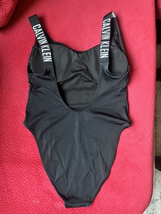 Calvin Klein цял бански