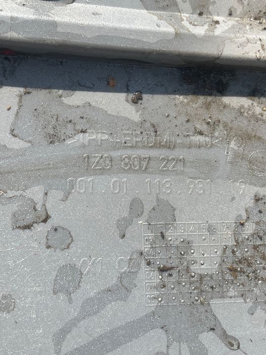 Bara Fata Skoda Octavia 1Z3 2004 - 2013 1Z0807221